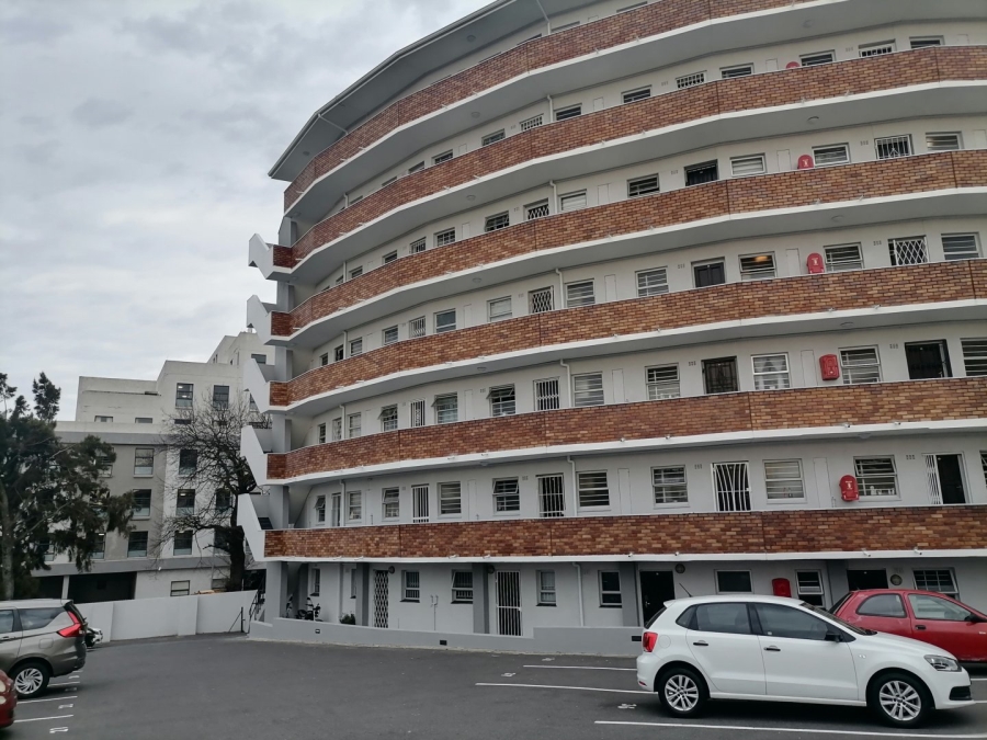 1 Bedroom Property for Sale in Mowbray Western Cape